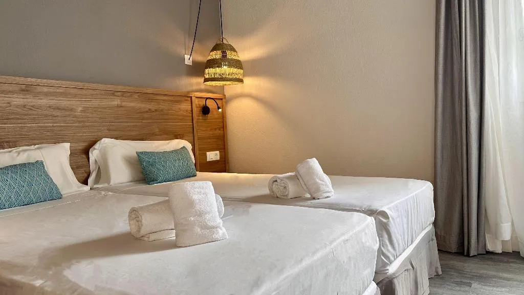 Room, Club Caleta Dorada, Fuerteventura