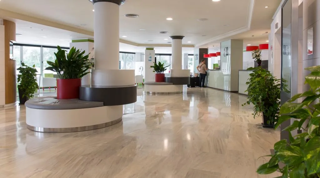 Lobby, ARTIEM Audax, Menorca