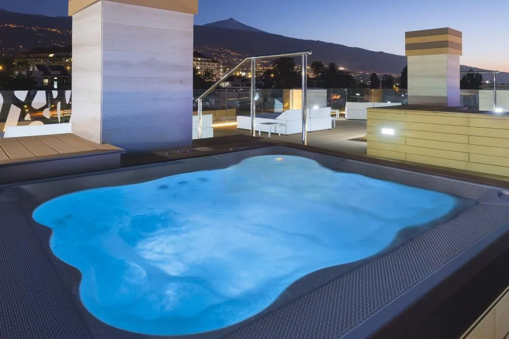 Terrace, Hotel Atlantic Mirage Suites & SPA, Tenerife