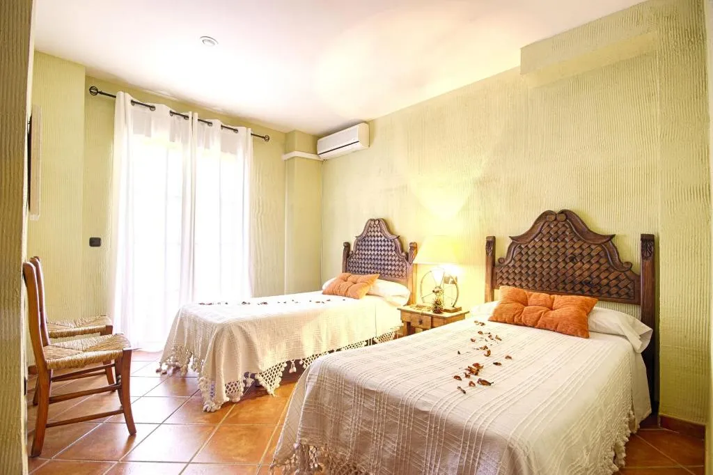 Room, Hotel Rural Sierra Tejeda, Andalucia