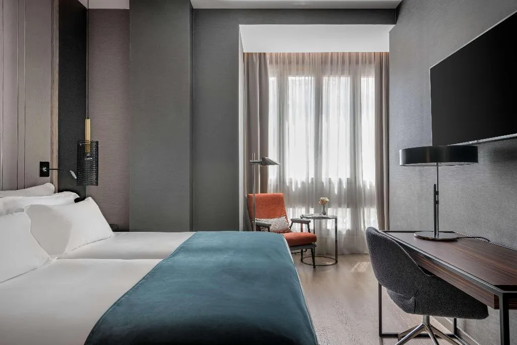 DOUBLE PREMIUM Room, NH Collection Madrid Gran Vía, Madrid