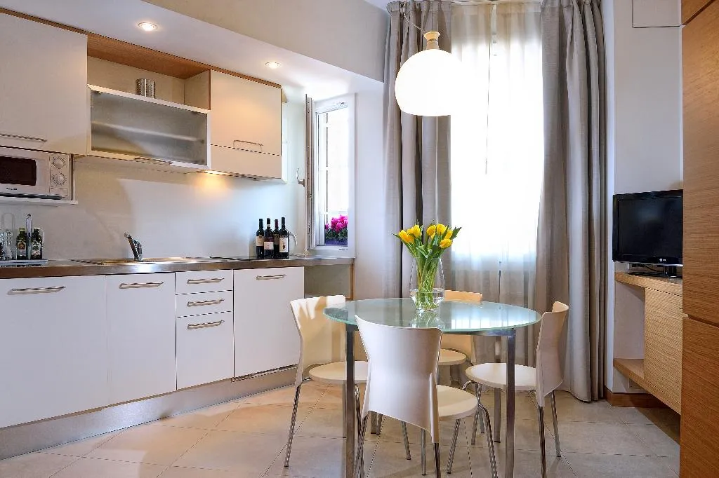 APARTMENT CAPACITY 2 Room, Elite Hotel & Spa, Venice