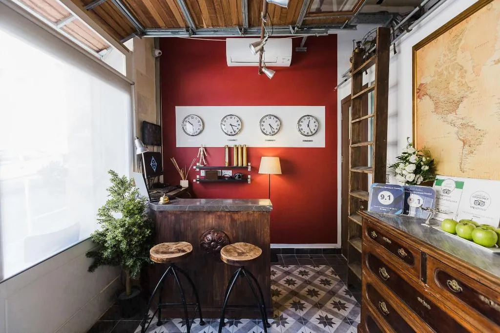 Lobby, Two Pillows Boutique Hostel, Malta