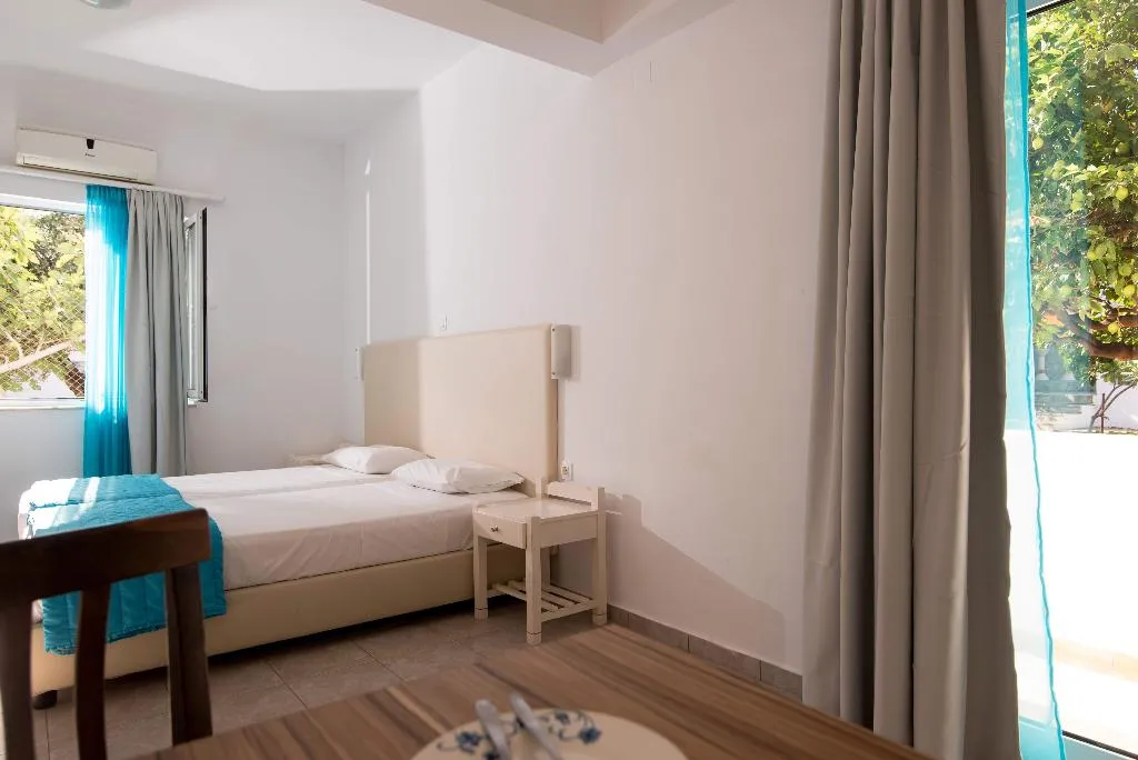 STUDIO CAPACITY 2 Room, Ibiscus Apartments, Crete