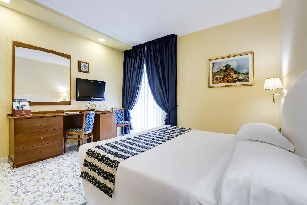DOUBLE WITH BALCONY Room, Best Western Hotel La Solara, Naples