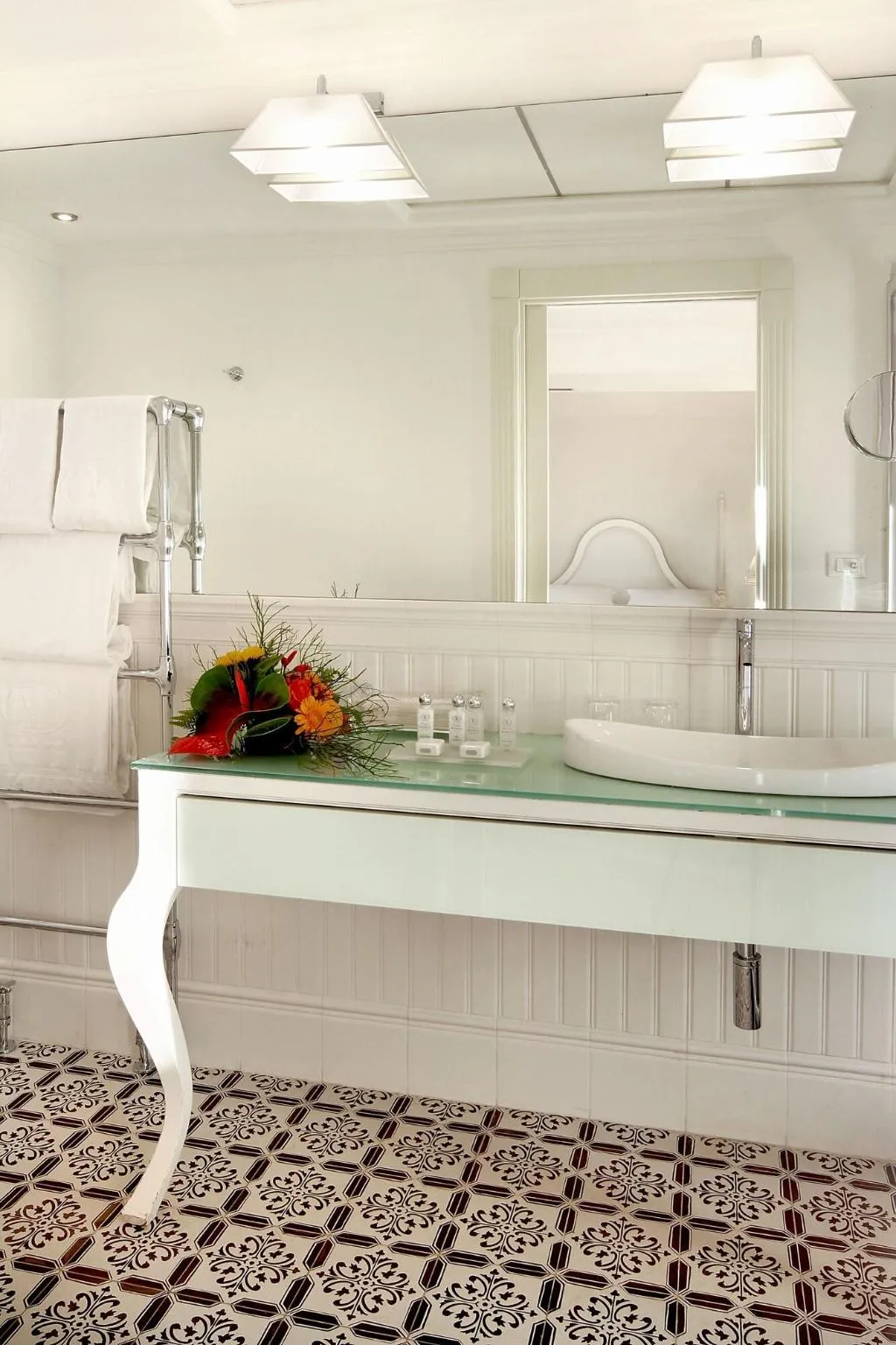 SUITE KING SIZE BED Room, Villa Athena, Catania