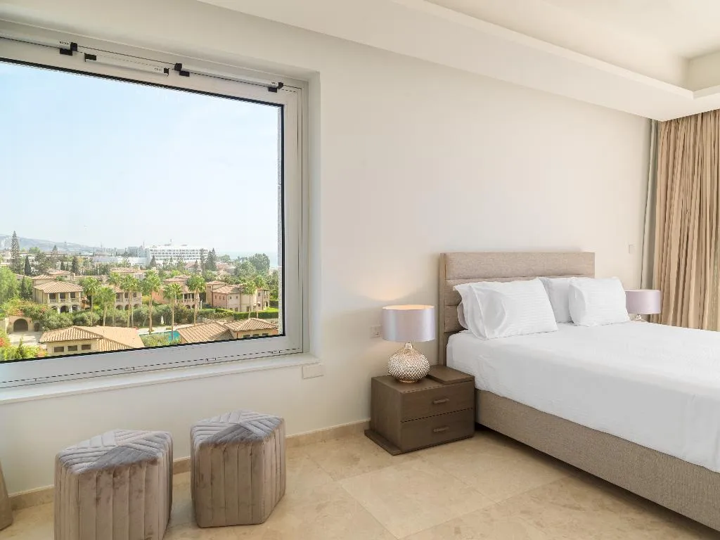 APARTMENT LUXURY Room, The Tower at St Raphael Resort, Cyprus