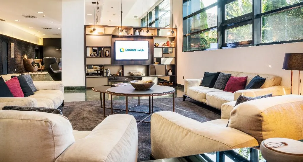 Lobby, Ilunion Pio XII, Madrid