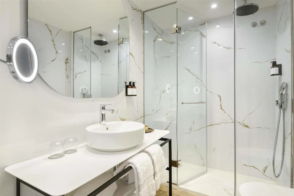 Room SUPERIOR WITH TERRACE Room, Barcelo Illetas Albatros, Majorca