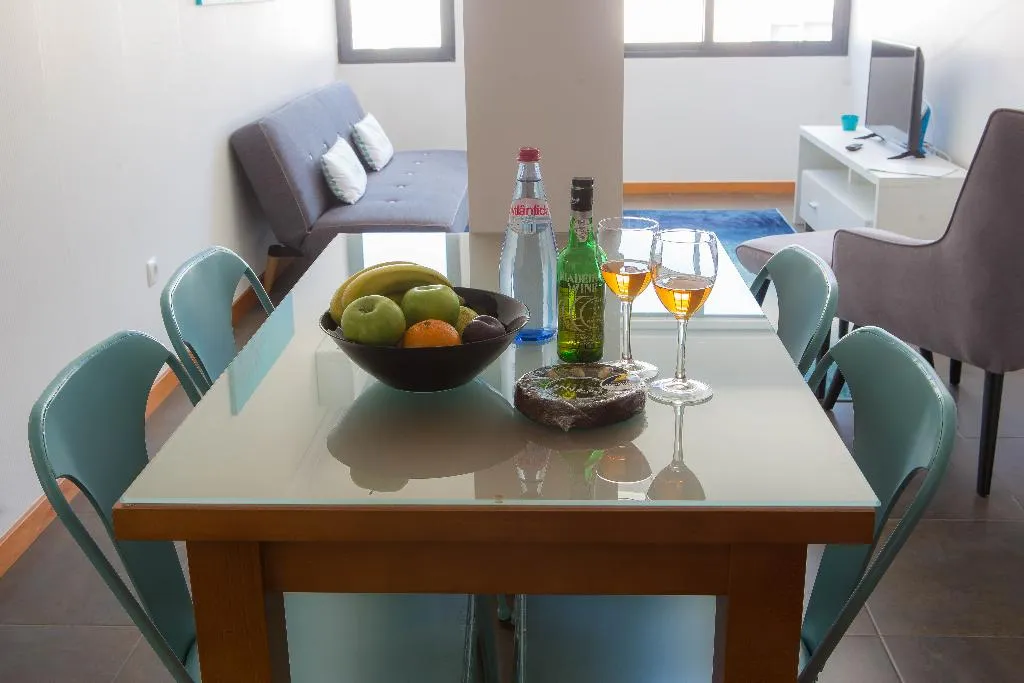 APARTMENT ONE BEDROOM Room, Five Design Rooftop by Storytellers, Madeira