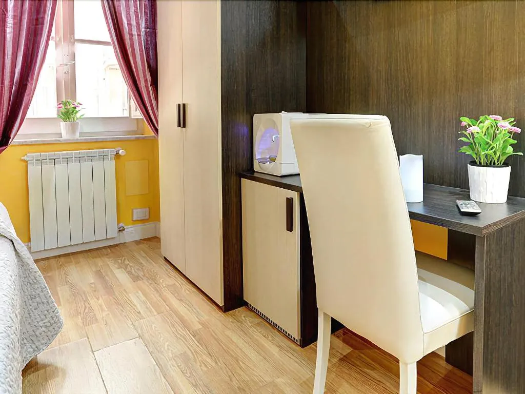Room, Termini Suites, Naples