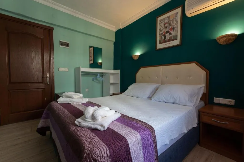 Room, Rebetika Boutique, Izmir