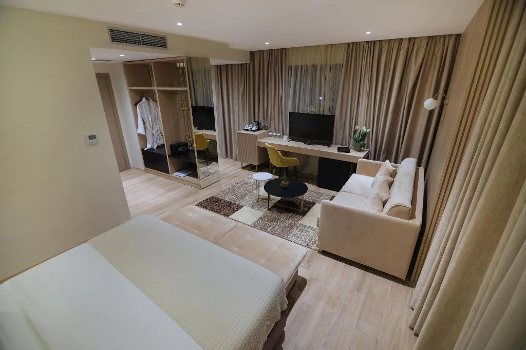 Room, Gloria Palace, Durres