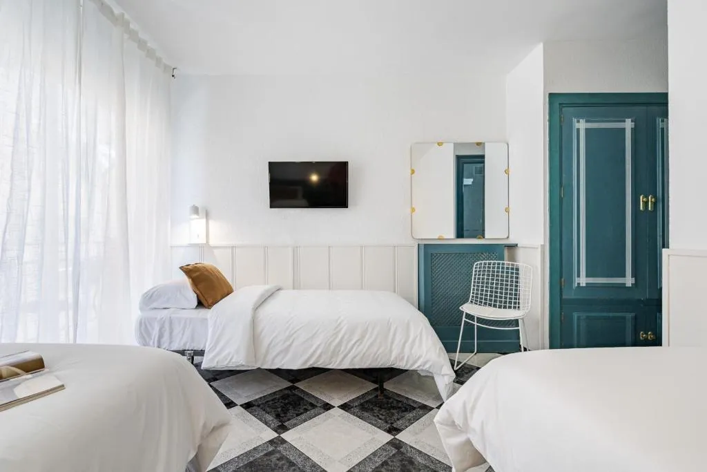 TRIPLE STANDARD Room, Agur, Costa Del Sol