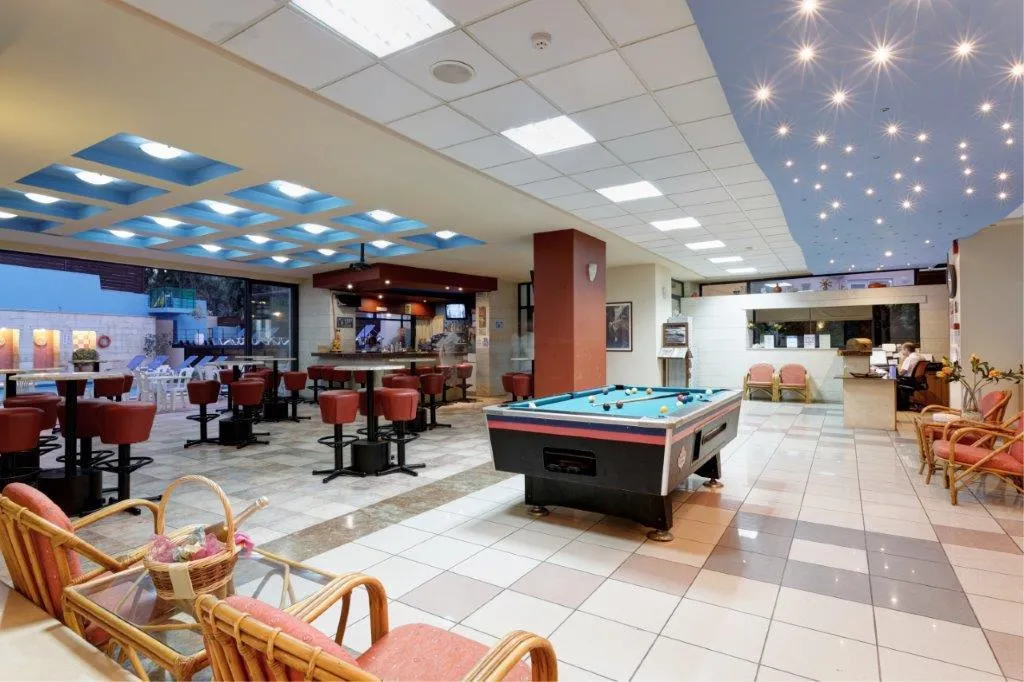 Lobby, Agrabella, Crete
