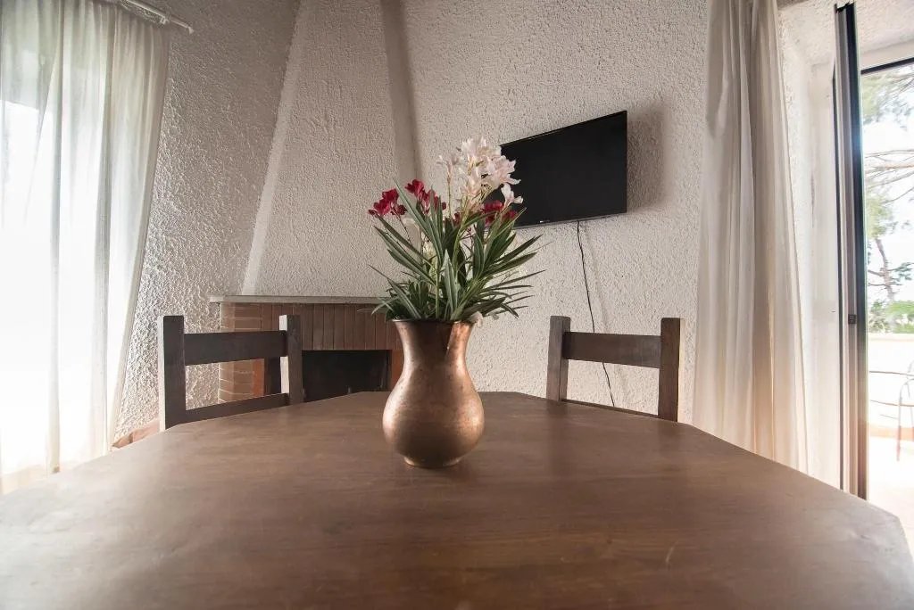 Room, Villa Degli Oleandri, Rome