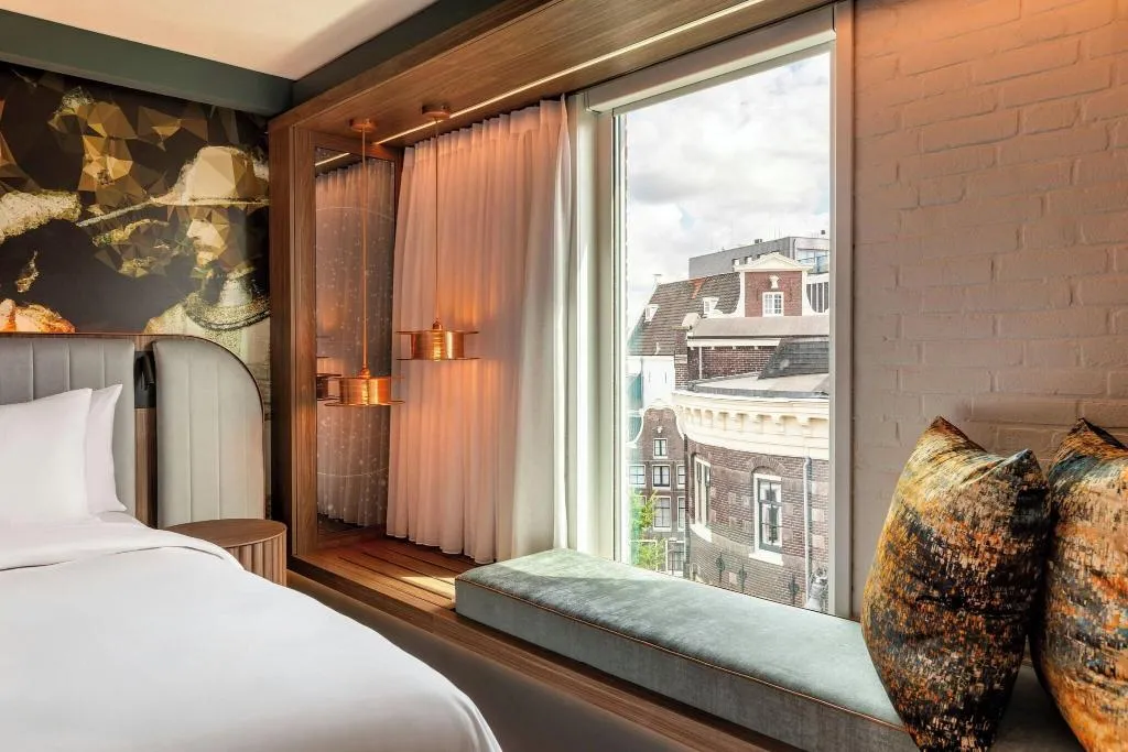 DOUBLE DELUXE KING BED Room, Renaissance Amsterdam Hotel, Amsterdam