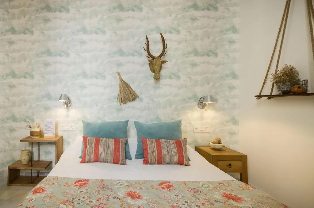 Room, Luces De Catedral, Costa Blanca