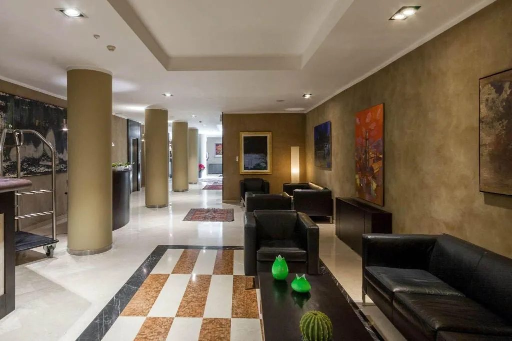 General view, Viva Hotel, Naples