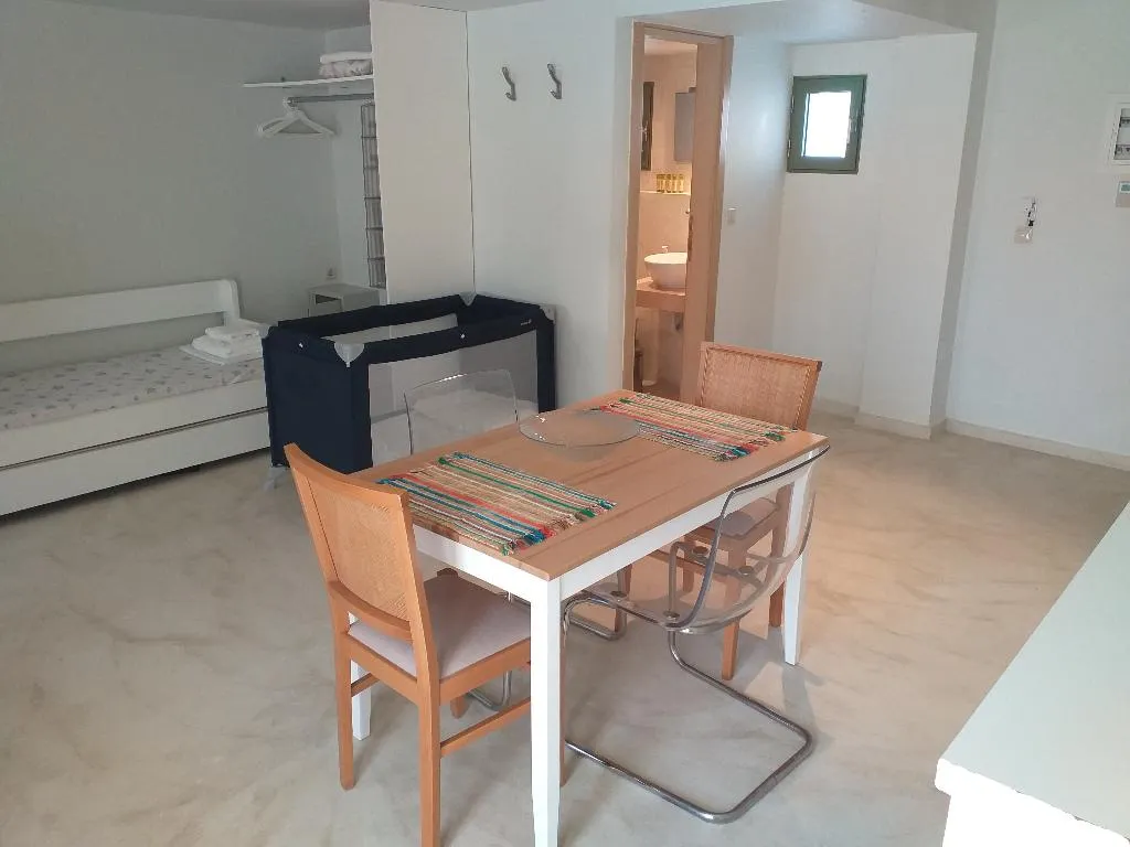 SUITE CAPACITY 4 Room, Aphrodite Samos Superior Studios & Apartments, Samos