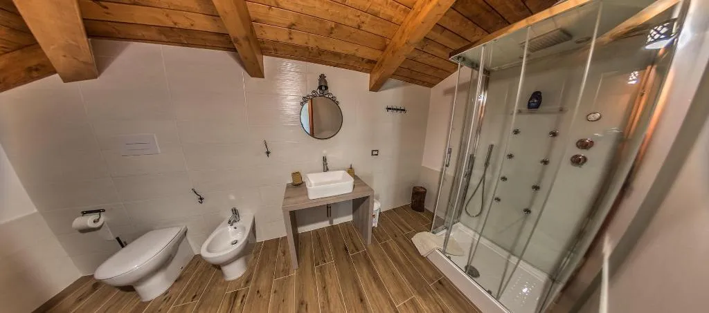 Room, La Mortella, Naples