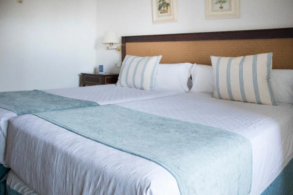 DOUBLE STANDARD Room, AZZ Guadacorte Campo de Gibraltar, Costa De La Luz