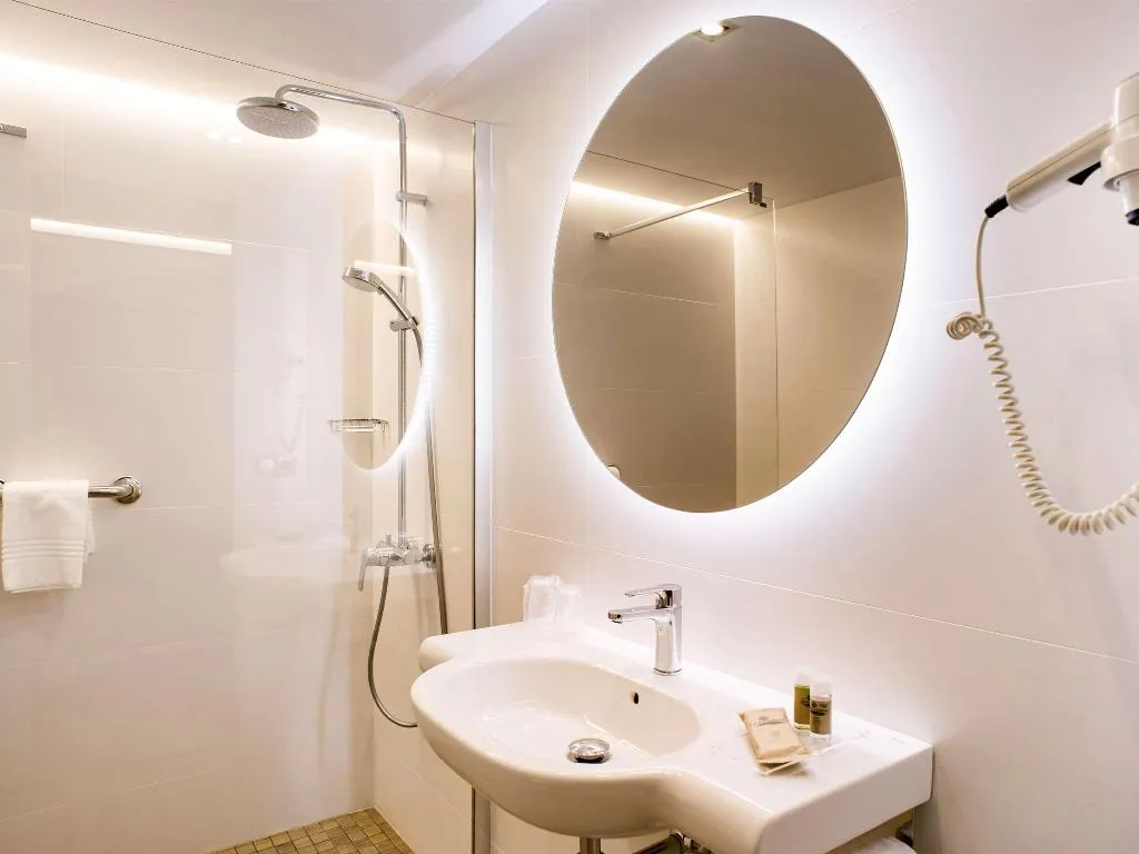 DOUBLE STANDARD Room, ibis Styles Figueres Ronda, Costa Brava