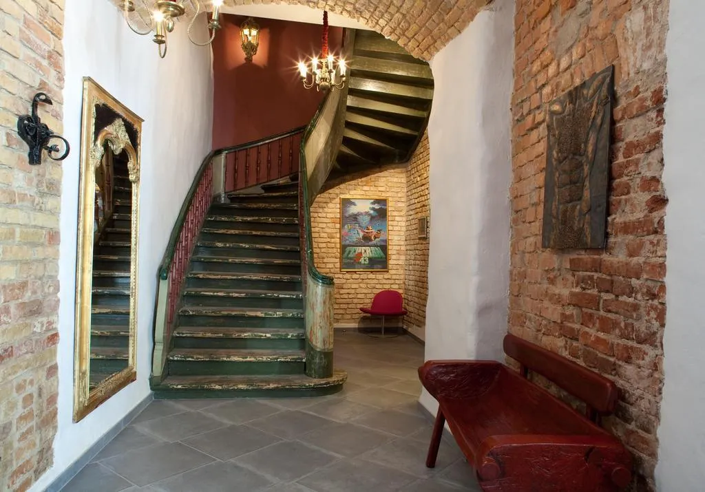Lobby, Justus, Riga