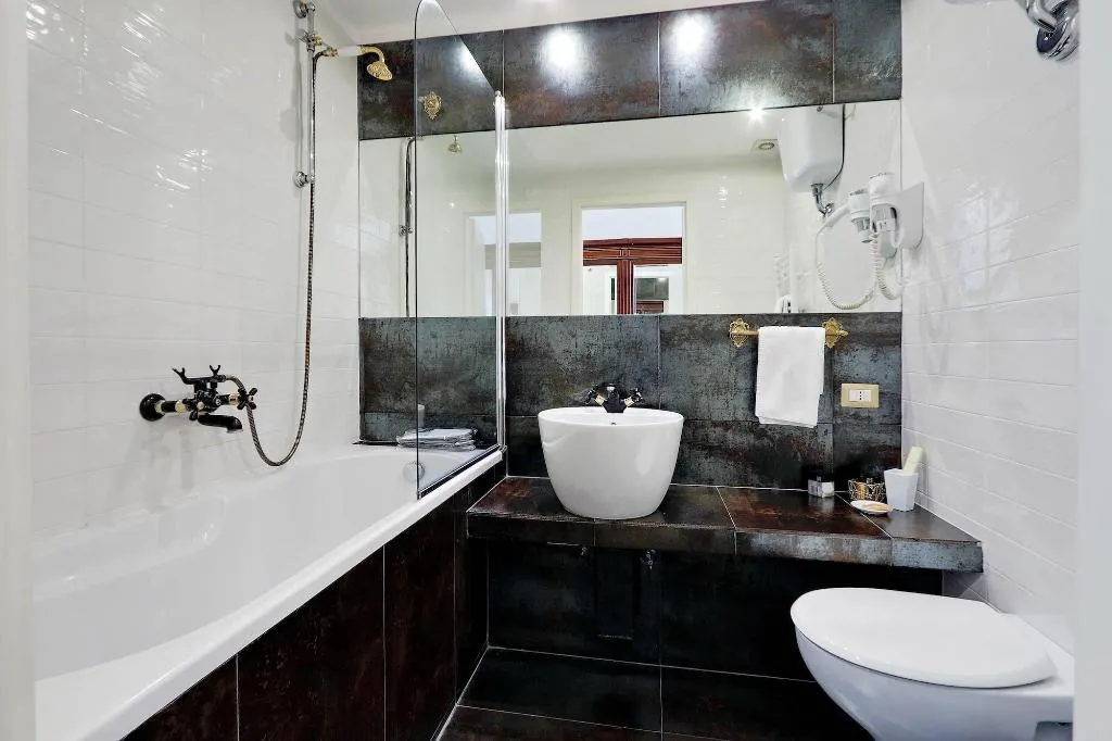 Room, Domus Monamì Luxury Suites, Rome