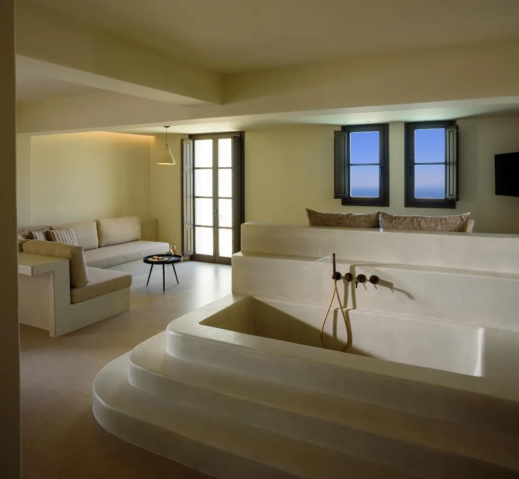 SUITE SEA VIEW WITH PRIVATE POOL Room, Elessa Hotel, Santorini
