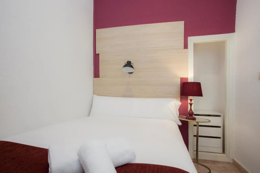 SINGLE STANDARD Room, Casual Vintage Valencia, Valencia