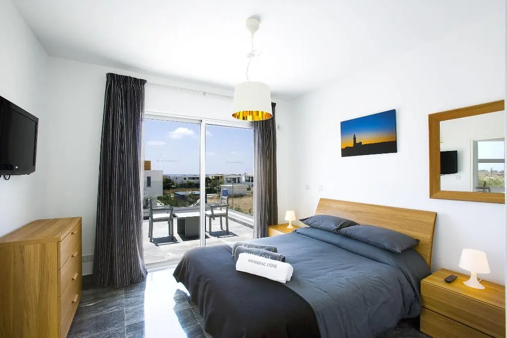 Room, Paradise Cove Luxurious Beach Villas, Cyprus