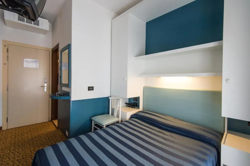 DOUBLE SINGLE USE ECONOMY Room, Christian, Venice