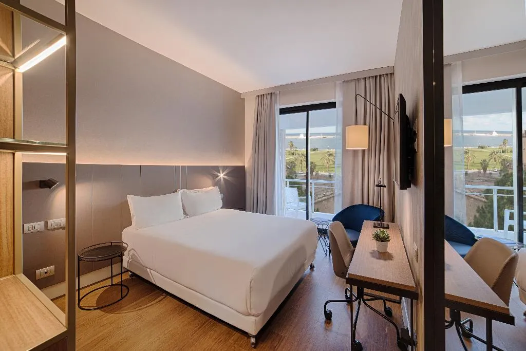 DOUBLE SUPERIOR Room, NH Palermo, Palermo