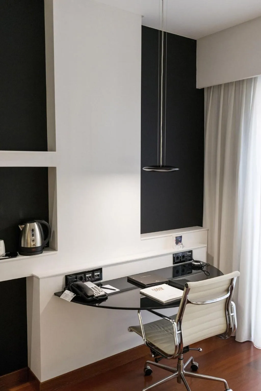 Room, Hilton Madrid Airport, Madrid
