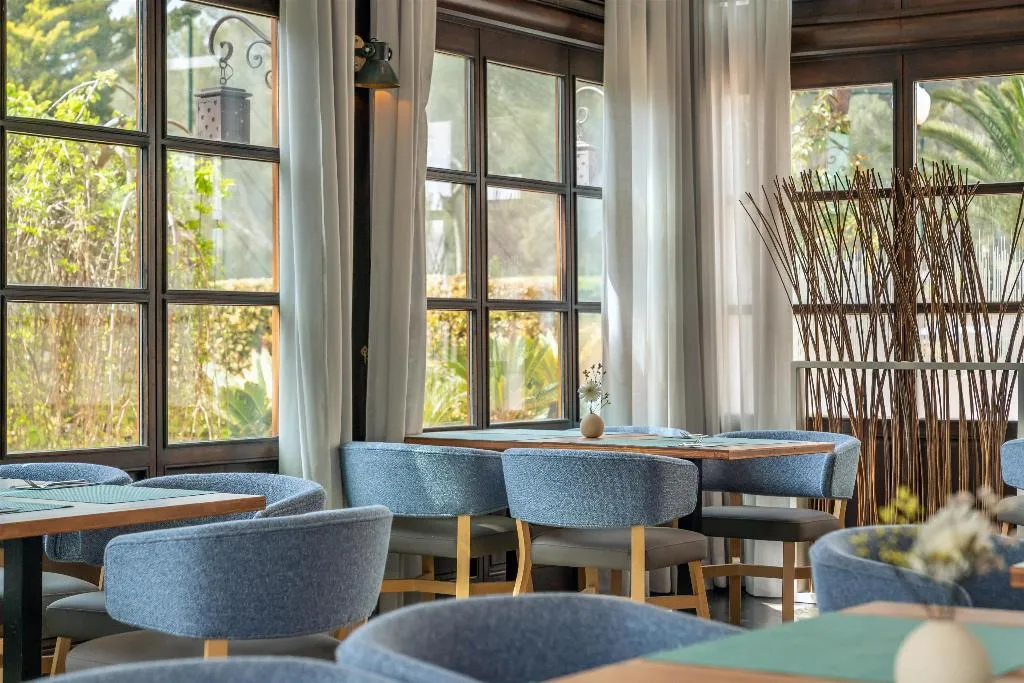 Restaurant, Lindner Mallorca Portals Nous, part of JdV Hyatt, Majorca