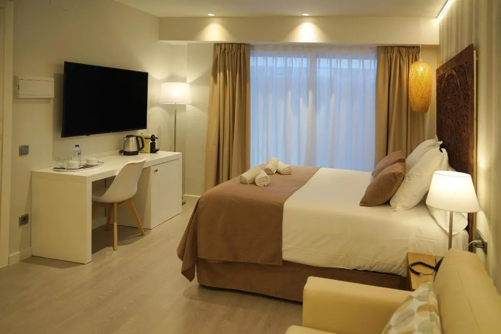 General view, Serennia Fira Gran Vía Exclusive Rooms, Barcelona