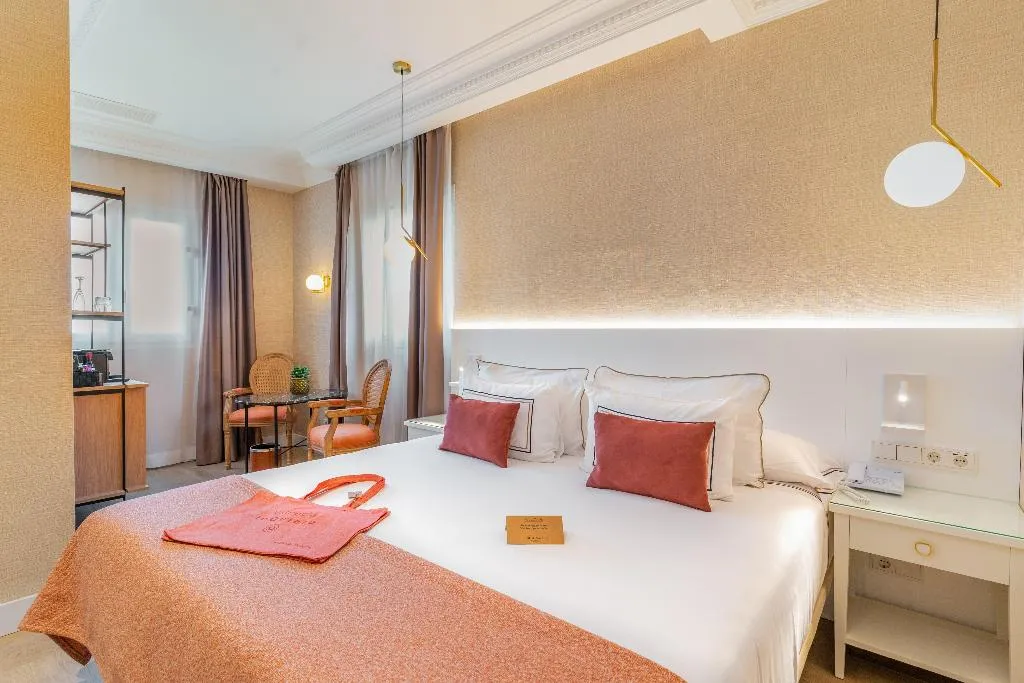 JUNIOR SUITE EXECUTIVE Room, Melia Plaza, Valencia