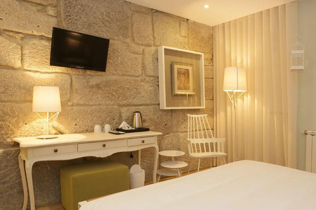 Room, In Porto Gallery Guesthouse, Porto