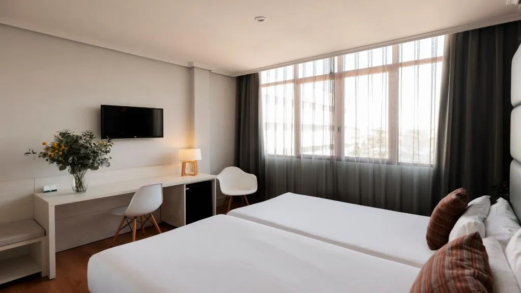 DOUBLE STANDARD Room, Pax Guadalajara, Madrid