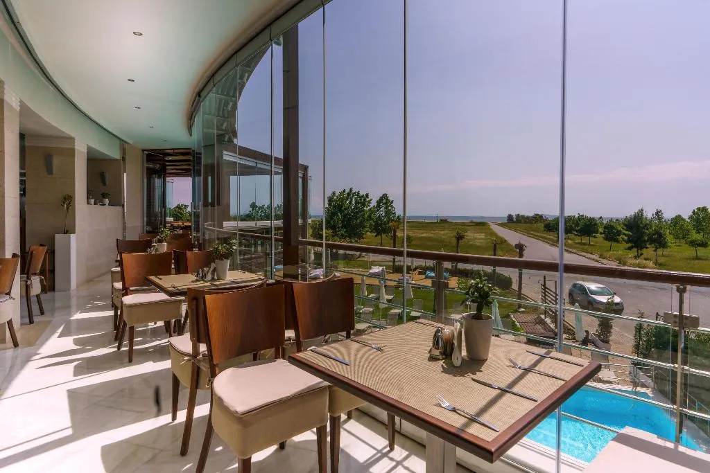 Restaurant, Cosmopolitan Hotel by GHH, Thessaloniki