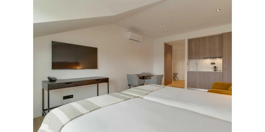 FAMILY ROOM STANDARD Room, Pestana Sintra Golf Conference & Spa Resort, Lisbon