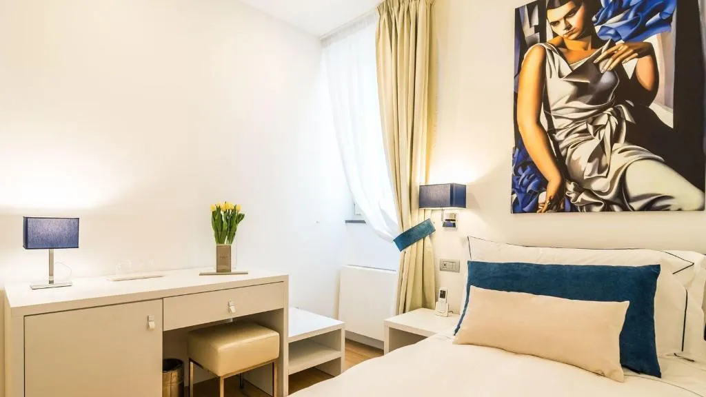 Room, Cafe Bleu Relais, Alghero