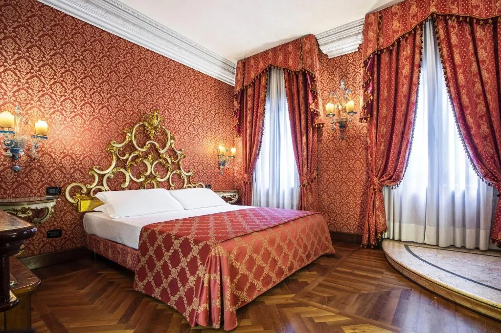 Room, Palazzina Veneziana, Venice
