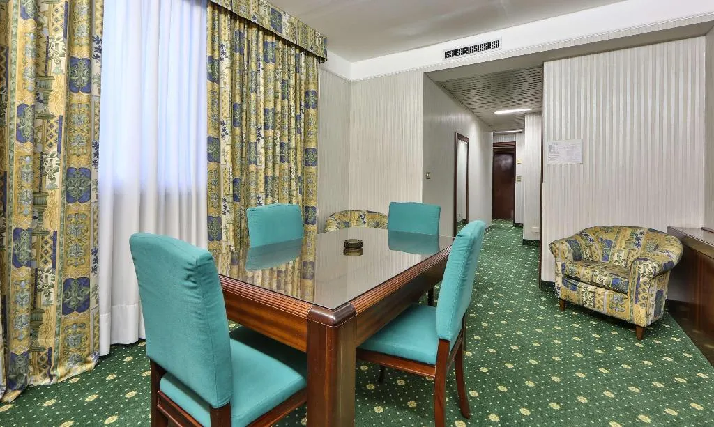 Room, Astoria Sure Hotel Collection by Best Western, Milan