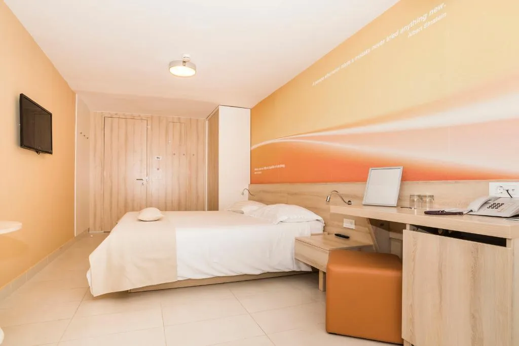 DOUBLE SINGLE USE CLASSIC WITH BALCONY Room, Residence Umag Plava Laguna, Istria