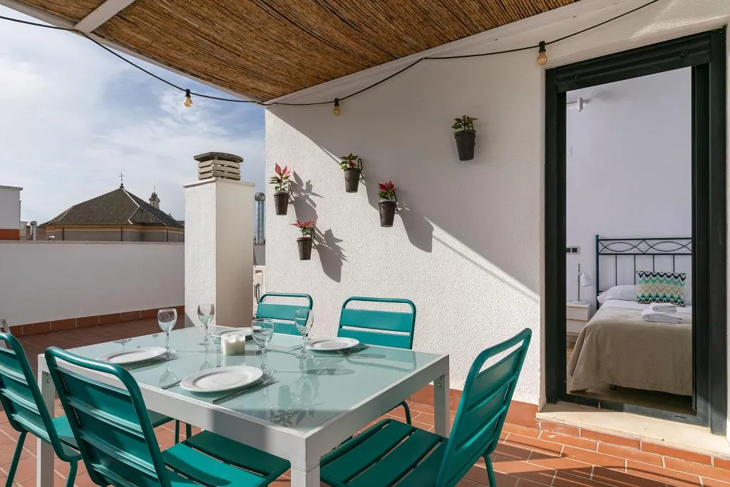 APARTMENT DUPLEX Room, Holiday Rentals Tempa Museo, Seville