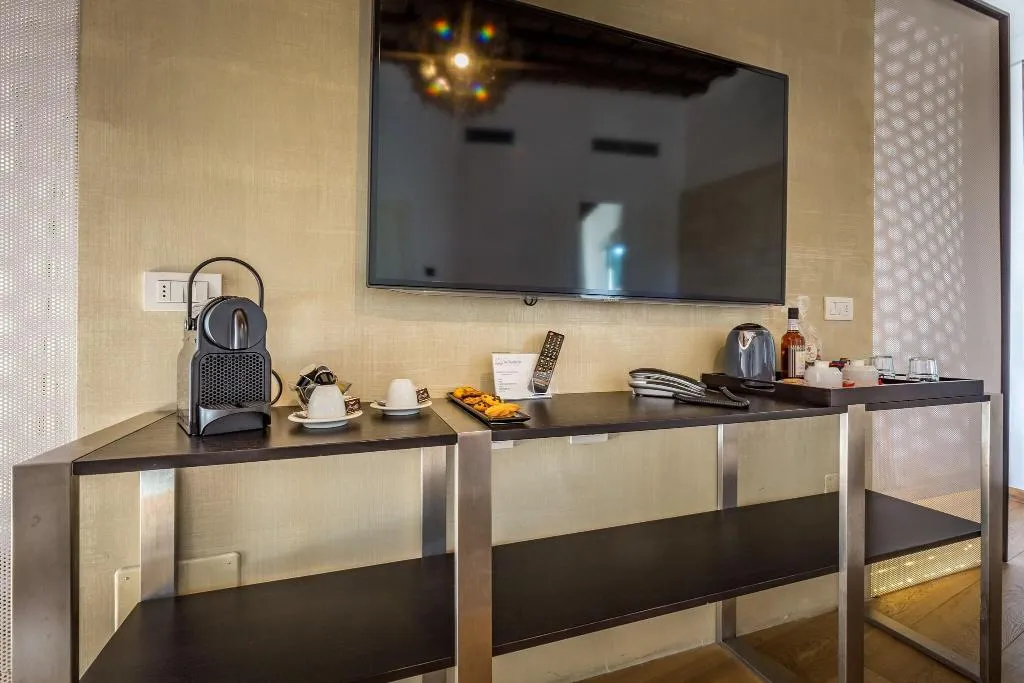 SUITE GARDEN VIEW Room, Hotel La Scaletta, Florence