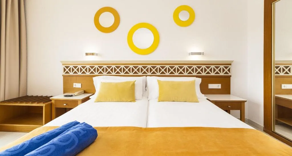 Room, Globales Resort - Santa Ponsa Park, Majorca