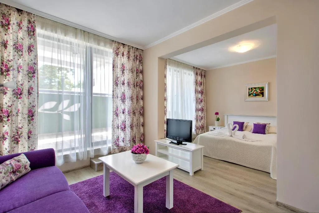 SINGLE WITH KITCHENETTE Room, White Rock Castle Suite Hotel & Spa, Varna